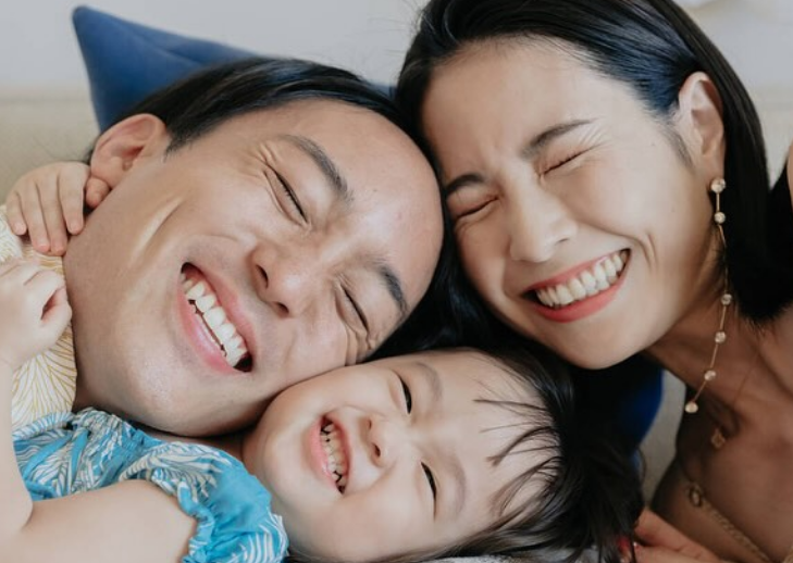 折田楓の夫の現在と家族の真相を深掘り解説