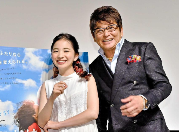 福地桃子と哀川翔の連れ子説の真相を家族構成から徹底解説